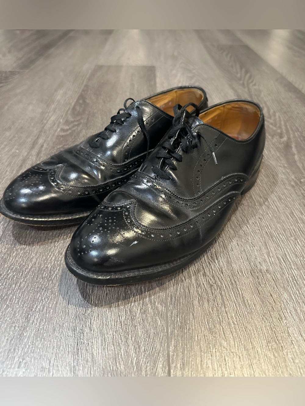 Allen Edmonds Black Leather Wingtip Brogue Oxfords